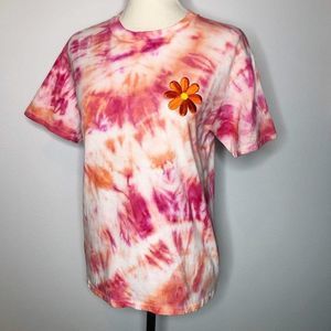 Wild Arrow Daisy Pocket Patch Tie Dye Tee Youth L